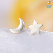 Load image into Gallery viewer, Weekly Earrings Gift Box - 7 pcs