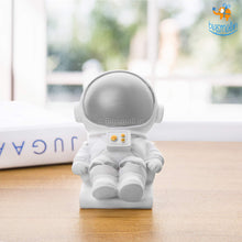 Load image into Gallery viewer, Astronaut Paperweight