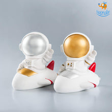 Load image into Gallery viewer, Astronaut Paperweight