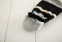 Load image into Gallery viewer, Batman Cartoon Socks