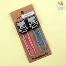 Load image into Gallery viewer, Batman v Superman Paper Clip Bookmark