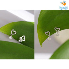 Load image into Gallery viewer, Heart Shaped Ear Studs