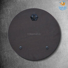 Load image into Gallery viewer, Chelsea Engraved Wooden Crest