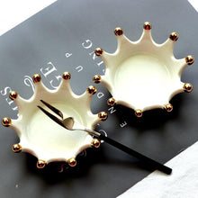 Load image into Gallery viewer, Queen Jewellery Holder