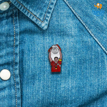 Load image into Gallery viewer, Steven Gerrard Lapel Pin