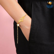 Load image into Gallery viewer, Girl Boss Bracelet