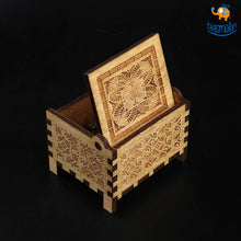 Load image into Gallery viewer, Harry Potter Music Box with Automatic Key