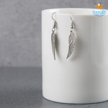 Load image into Gallery viewer, Official Harry Potter Feather Earrings
