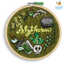 Load image into Gallery viewer, Hogwarts House Embroidery Hoop Art - Harry Potter