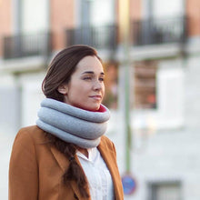 Load image into Gallery viewer, Bigsmall Nap Head Pillow