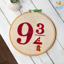Load image into Gallery viewer, Harry Potter 9 3/4 Embroidery Hoop Art