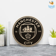 Load image into Gallery viewer, Manchester City Engraved Wooden Crest