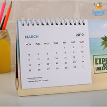 Load image into Gallery viewer, Minions Table Calendar 2019