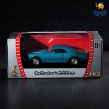 Load image into Gallery viewer, Chevrolet Camaro Z-28 Diecast Car
