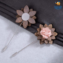 Load image into Gallery viewer, Flower Wooden Brooch
