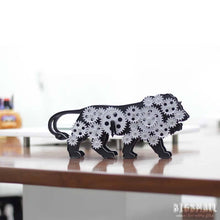 Load image into Gallery viewer, Lion Gear Table Clock
