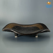 Load image into Gallery viewer, UFO Shaped Artisan Handmade Plate
