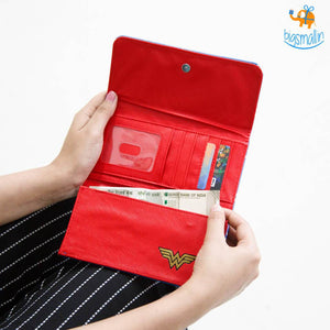 Official Wonder Woman Wallet